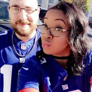 Meet your Posher, Desiree